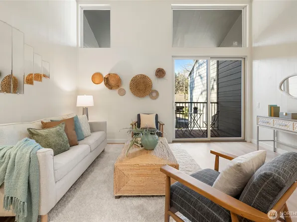 6439 139th Avenue NE #19, Redmond, WA 98052