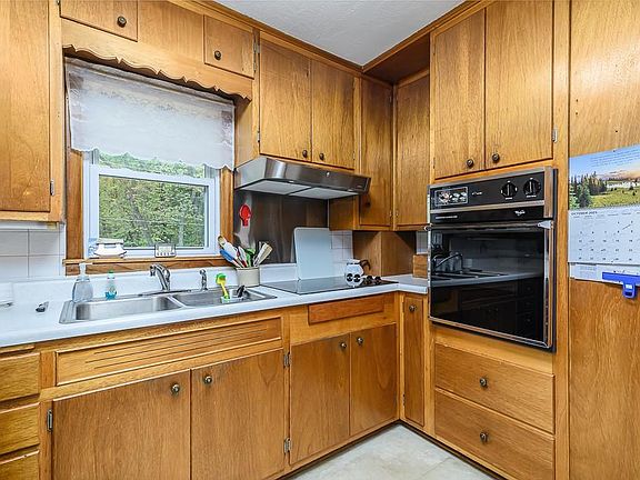 4th image of 2730 N 69th St