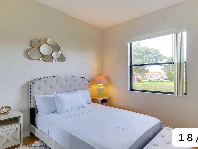 448 Cinnamon Dr — Photo 1