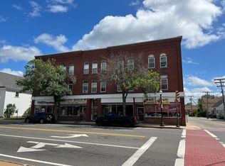 46 Main St, Rochester, NH 03867