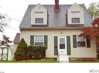 1906 Pearcy St, Parkersburg, WV 26101