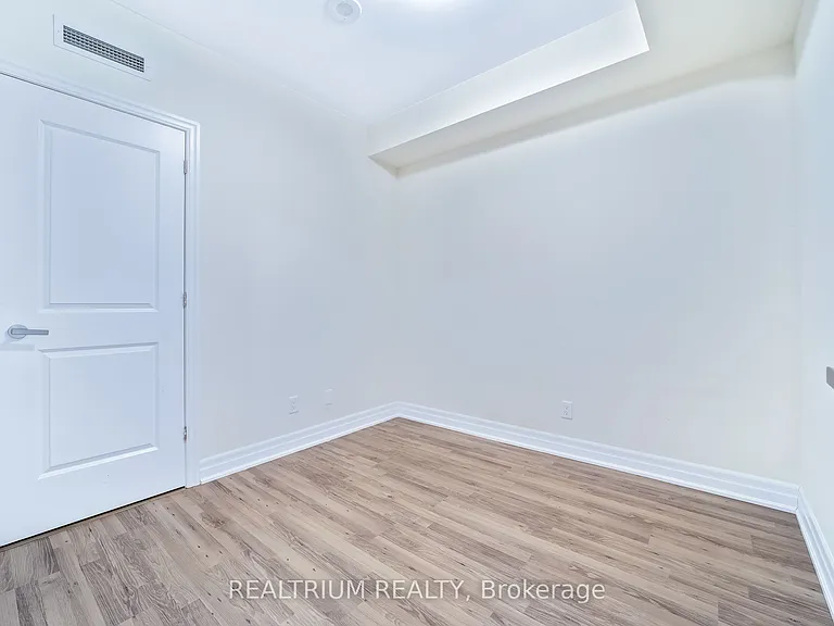 9075 Jane St #1207 — Photo 21