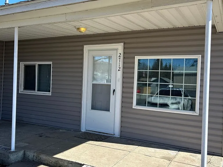 2712 N Park Rd — Photo 1