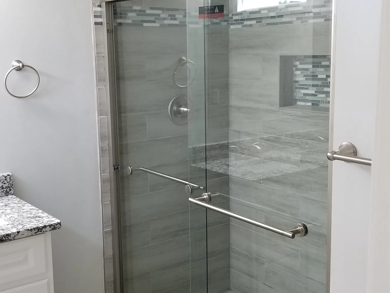 518 Pelton Pl NW — Photo 3
