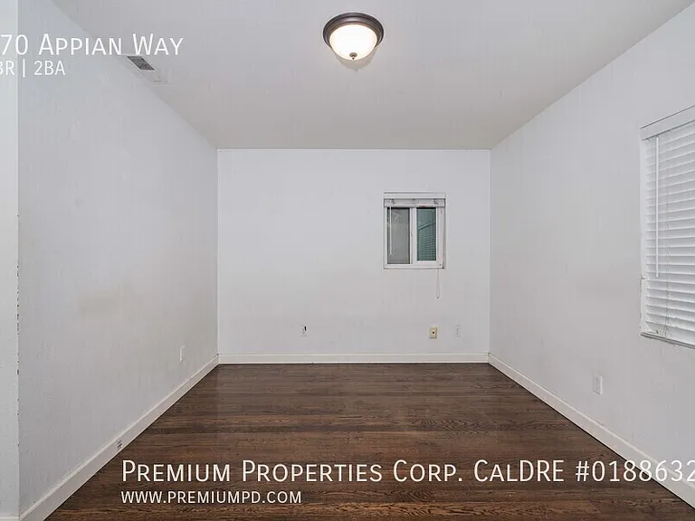 870 Appian Way — Photo 28