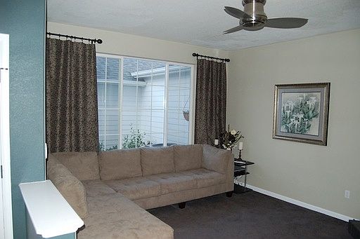 4th image of 2447 N Xanthia St