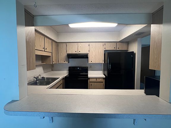 View of pass through into the kitchen
