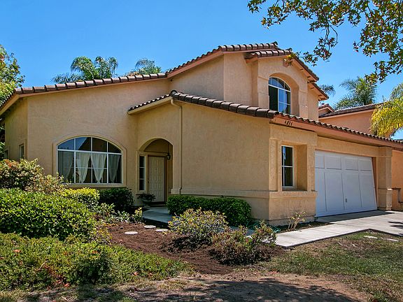 3rd image of 4834 Seascape Dr