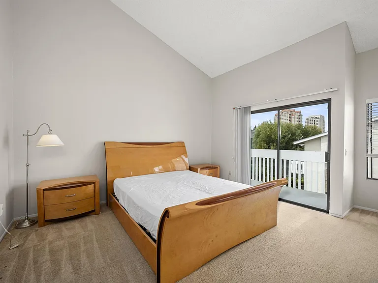 4064 Mahaila Ave #C — Photo 19