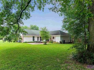16122 Galvez Ave, Prairieville, LA 70769