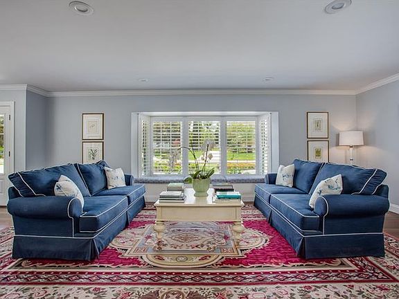 5th image of 8624 Bay Hill Blvd