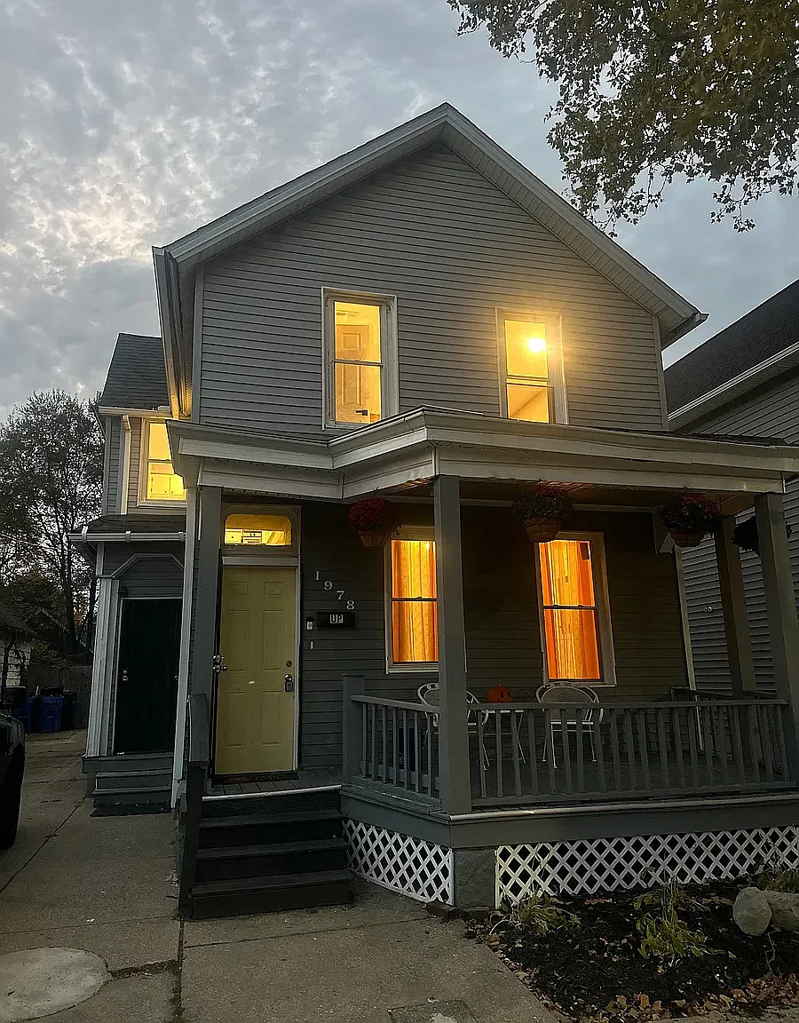 1 bed, 800 sqft, $1,350 — Photo 1