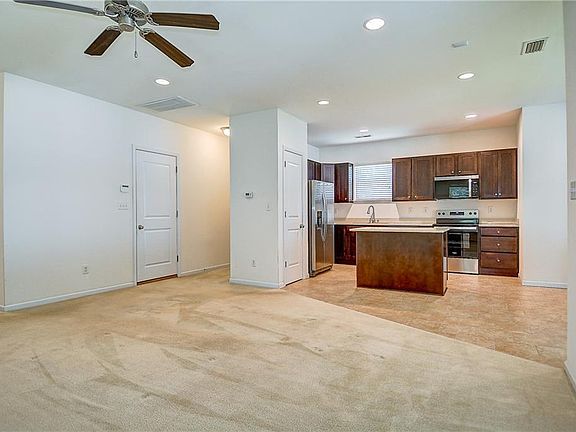 3rd image of 1121 Kinderly Ln