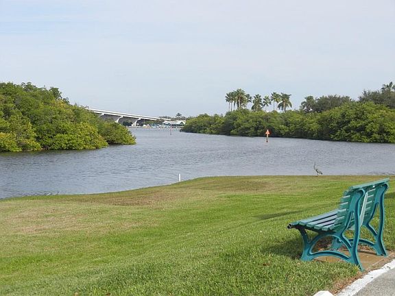 5th image of 2800 Indian River Boulevard #8