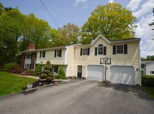 50 Covey Hill Rd, Reading, MA 01867