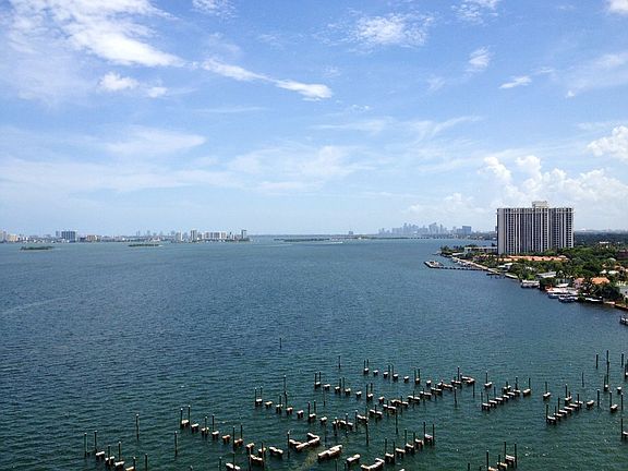 BAY VIEW/MARINA