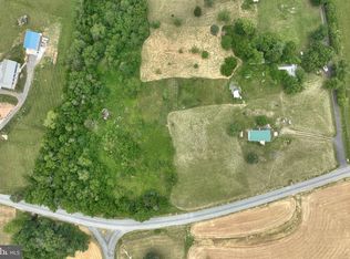 1233 Mason Dixon Rd, Gettysburg, PA 17325