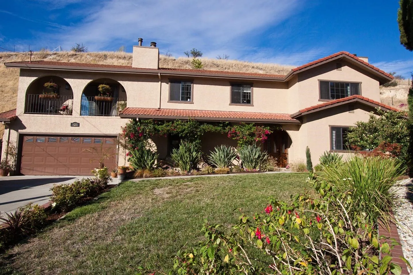 920 Tybalt Dr photo 1