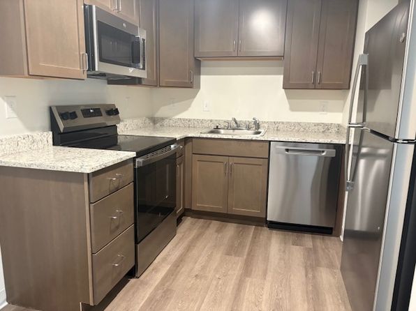 174I Washington St #8