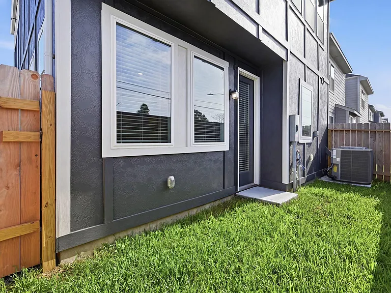 10010 Rustic Charm St — Photo 16