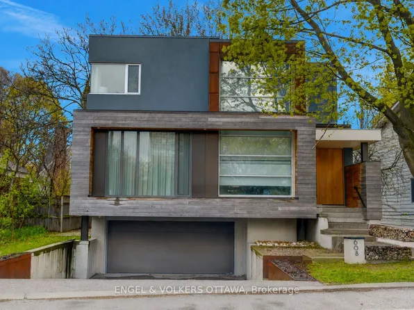 608 Byron Ave, Ottawa, ON K2A 0E5