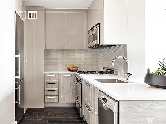 2nd image of 315 7th Ave APT 22D