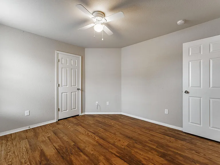 530 Lasso Ln — Photo 11