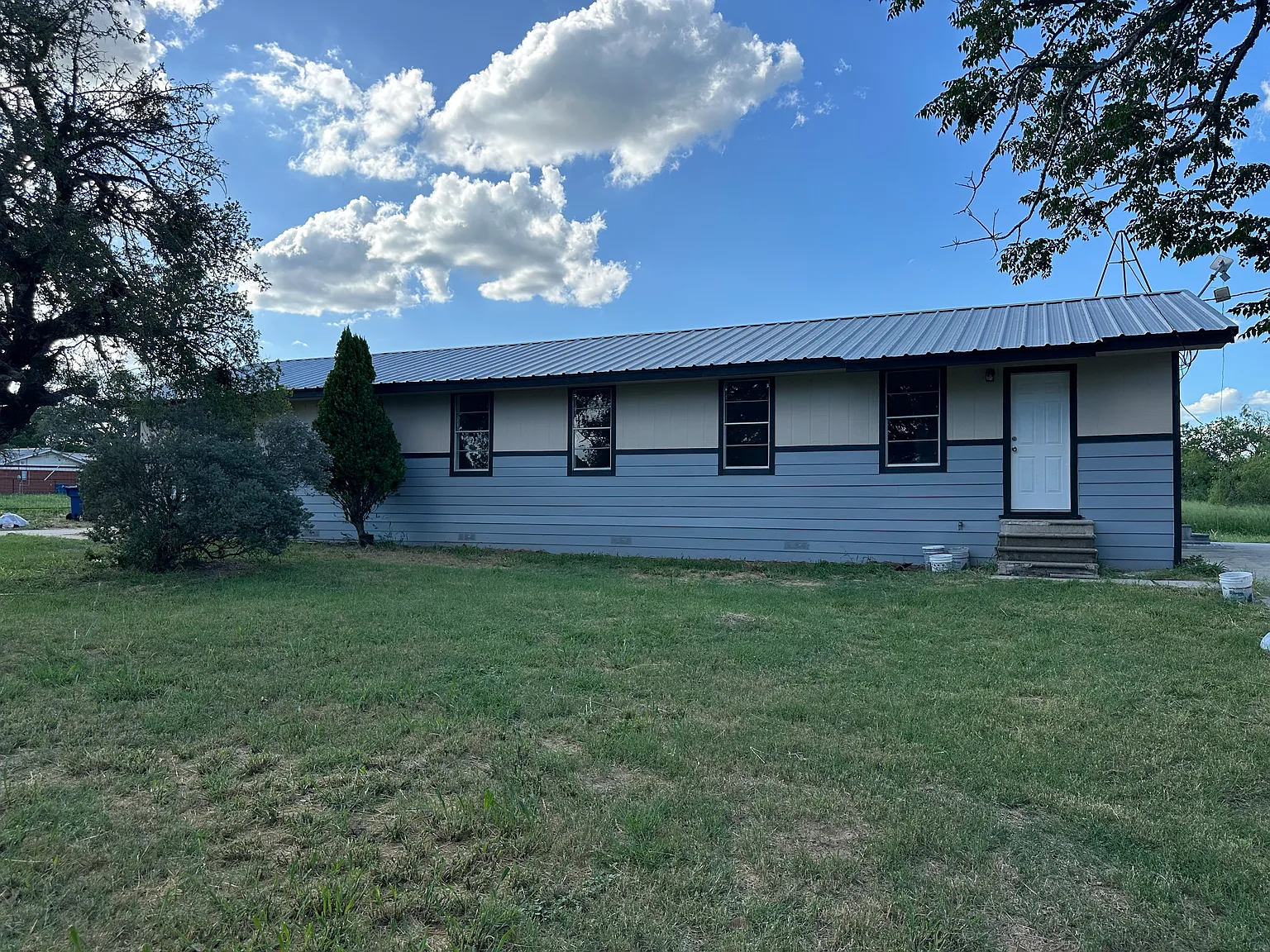 1512 & 1510 Sandy Ln — Photo 1