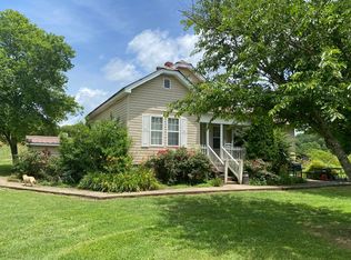 12703 Center Point Rd, Tompkinsville, KY 42167