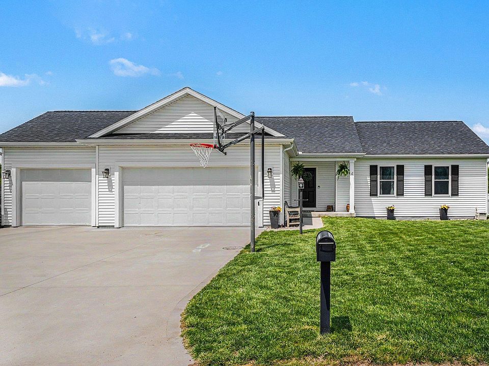 1st image of 30657 Cynthia Dr