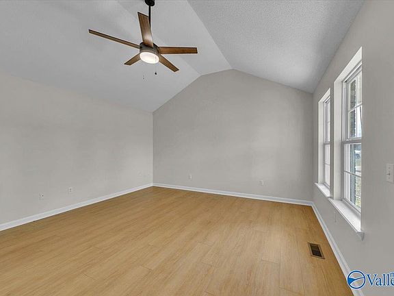 5th image of 1808 Union Grove Rd