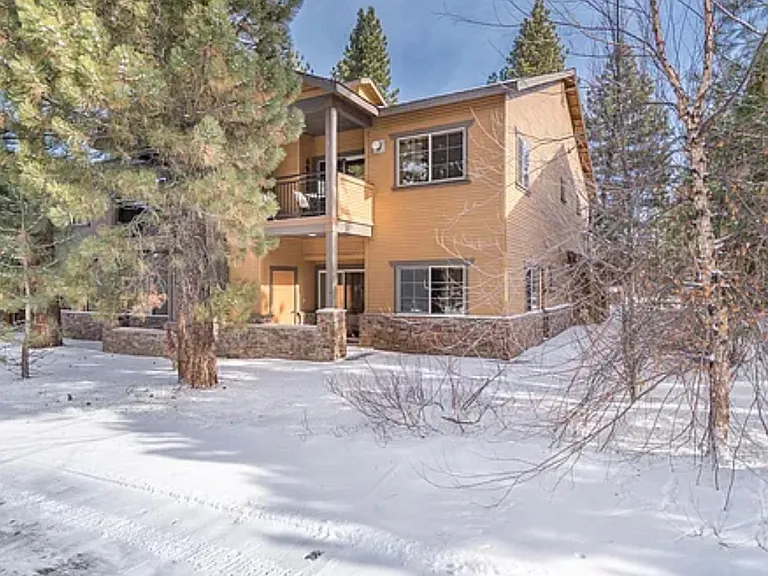 10183 Palisades Dr #A — Photo 12