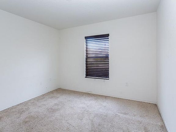4th image of 1327 Canyon Oaks Dr