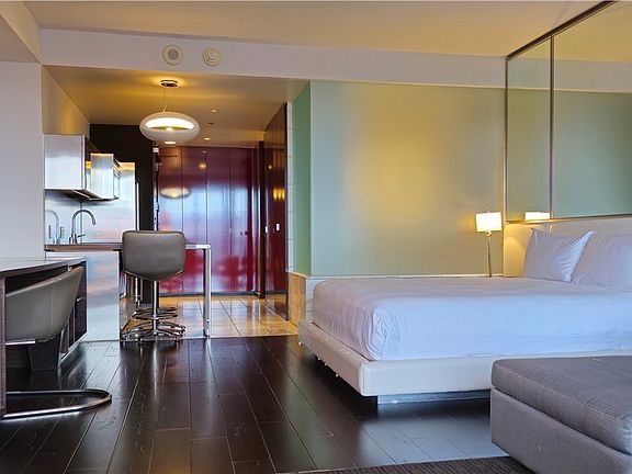 2nd image of 4381 W Flamingo Rd #3607