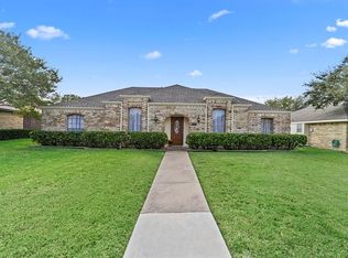 800 Rivercrest Blvd, Allen, TX 75002