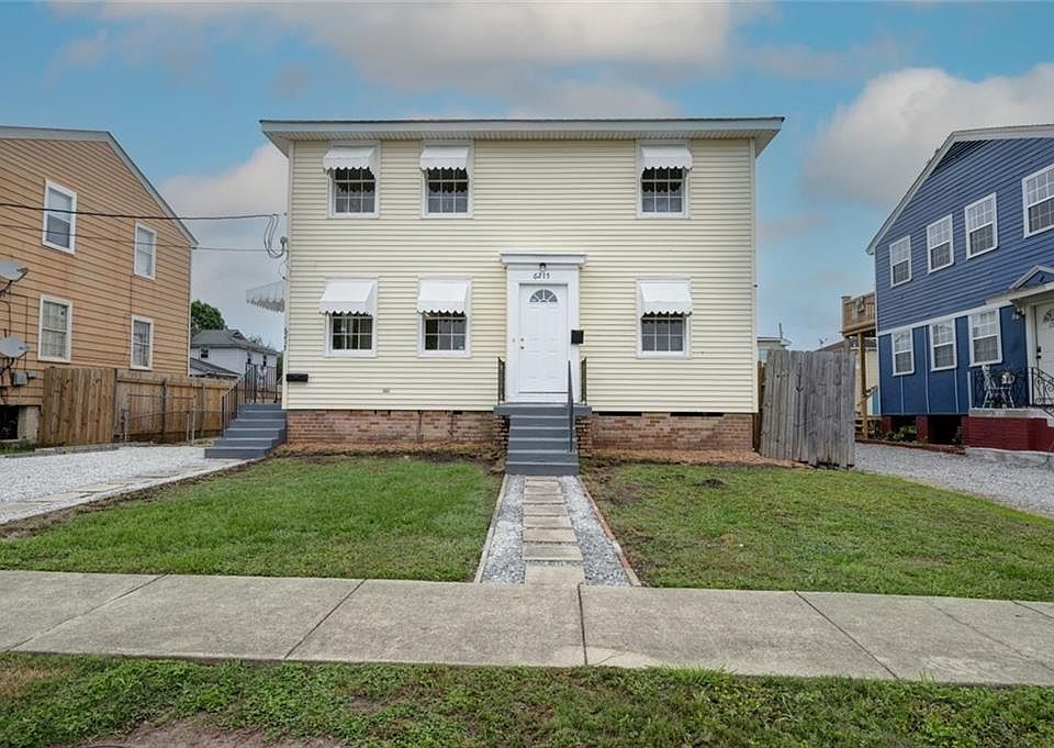 1st image of 6215-17 Warrington Dr