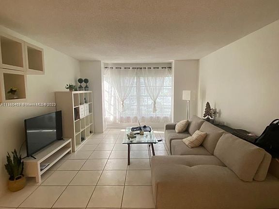 2nd image of 2251 NE 66th St APT 1603