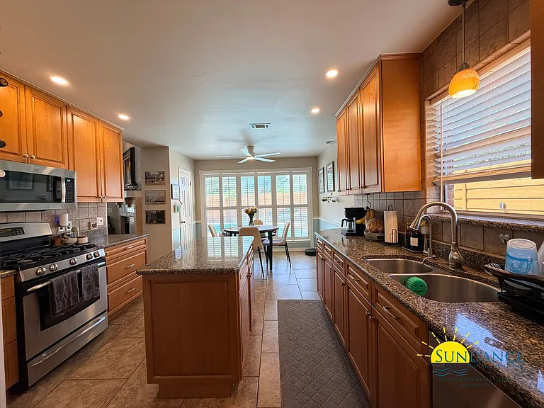 115 Long Pointe Dr — Photo 21
