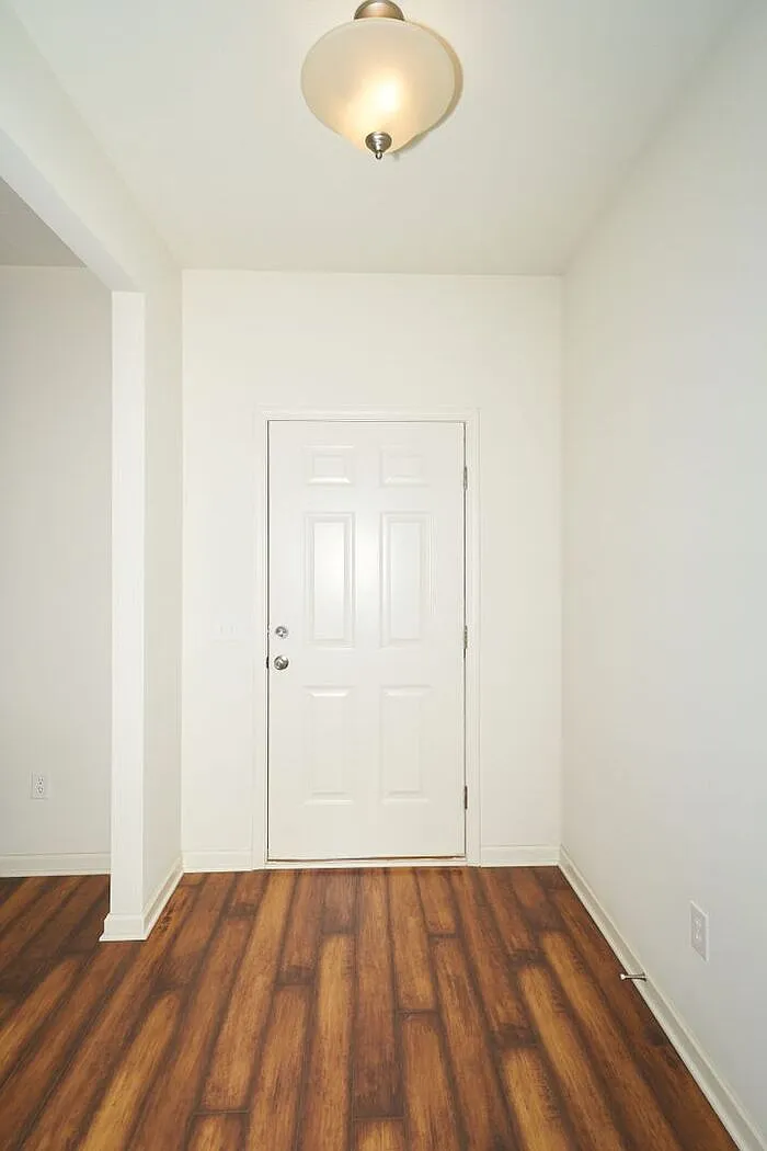 Building Photo - 965 Adlo Ln