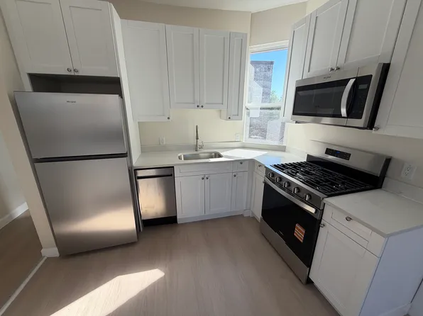 (undisclosed Address), West New York, NJ 07093