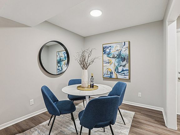 10-web-or-mls-N Michigan Rd 6a-S2211-010