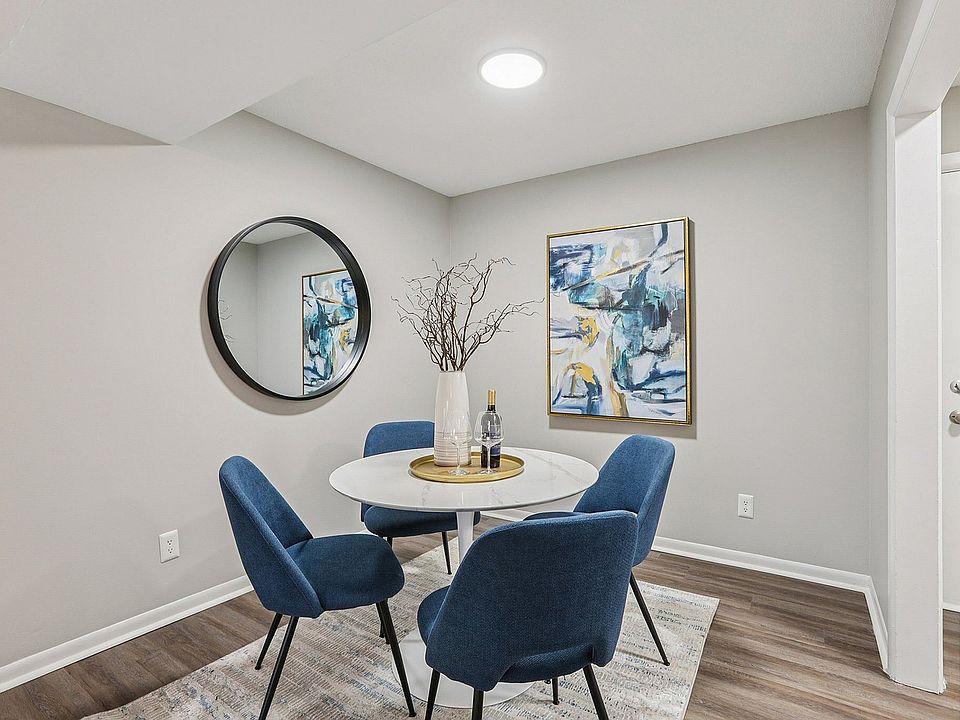 10-web-or-mls-N Michigan Rd 6a-S2211-010