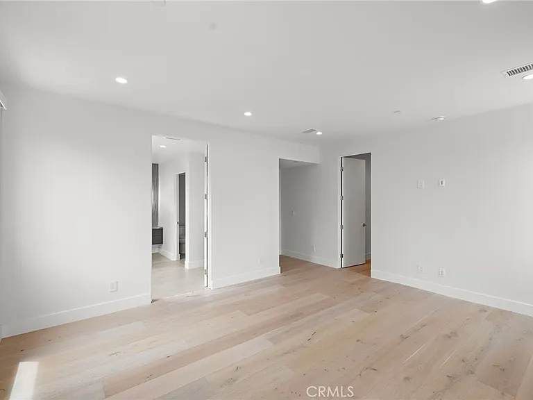 1511 Cliff Dr — Photo 19