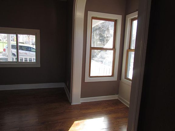 5th image of 300 N 20th St