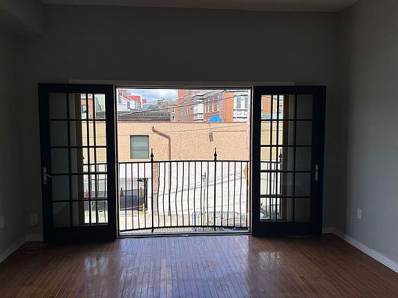 5th image of 619 E Passyunk Ave APT 2