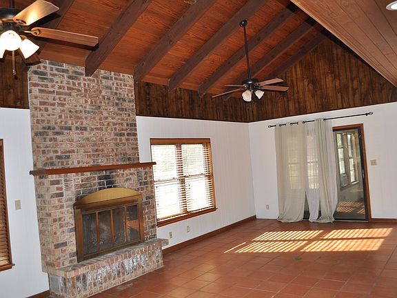 4th image of 125 Winding Oak Dr