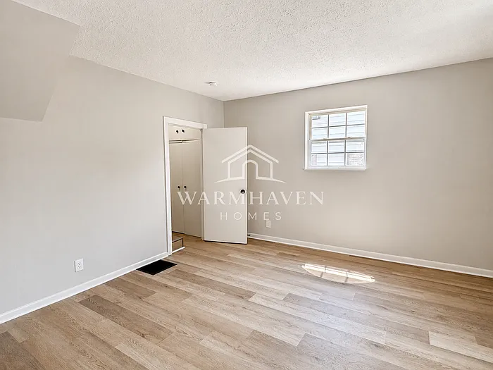 639 N Way St — Photo 3