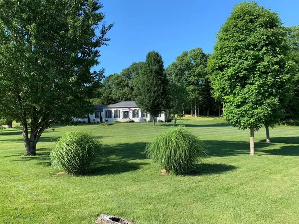 220 Rose Ln, Columbia, KY 42728