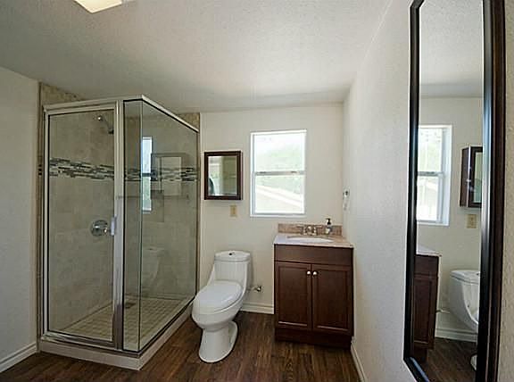 4th image of 5413 Laredo Ln