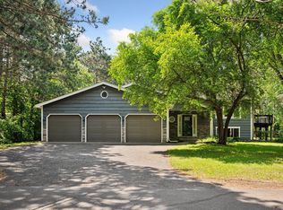 990 221st Ave NW, Oak Grove, MN 55011